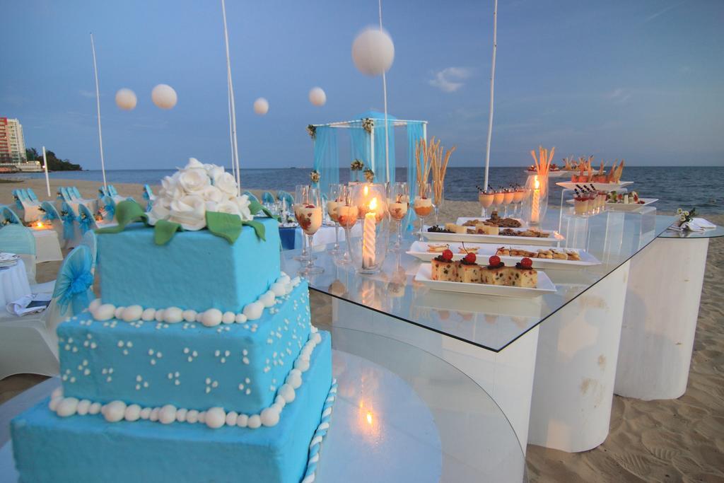 Le Grandeur Hotel Balikpapan エクステリア 写真