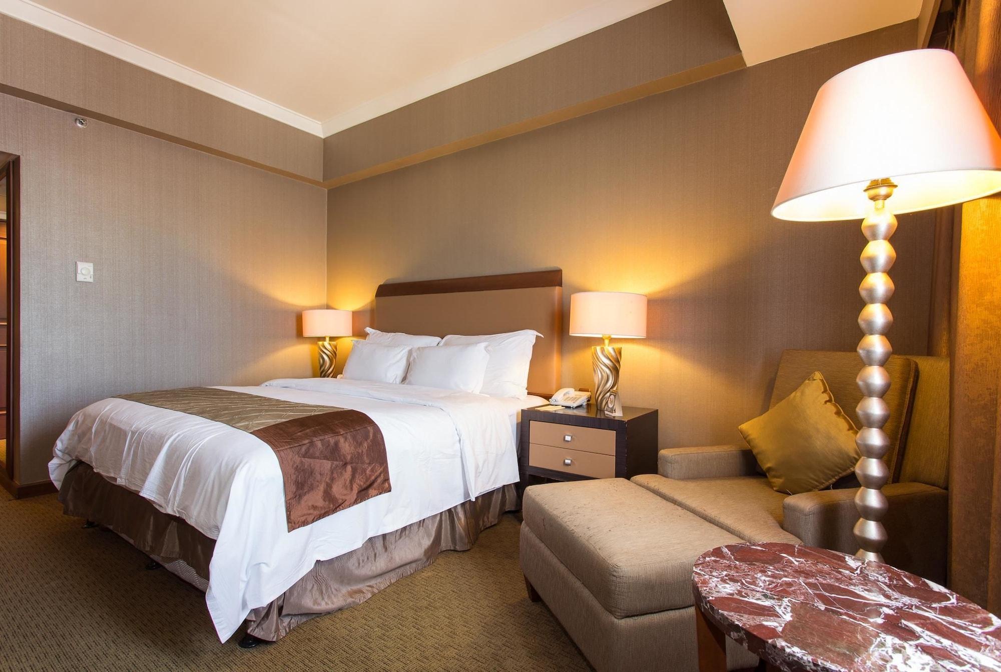 Le Grandeur Hotel Balikpapan エクステリア 写真