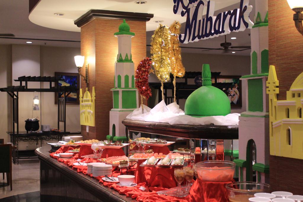 Le Grandeur Hotel Balikpapan エクステリア 写真