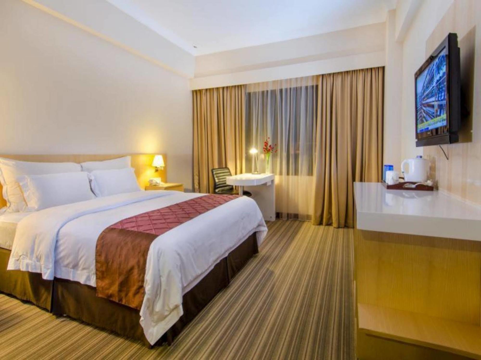 Le Grandeur Hotel Balikpapan エクステリア 写真