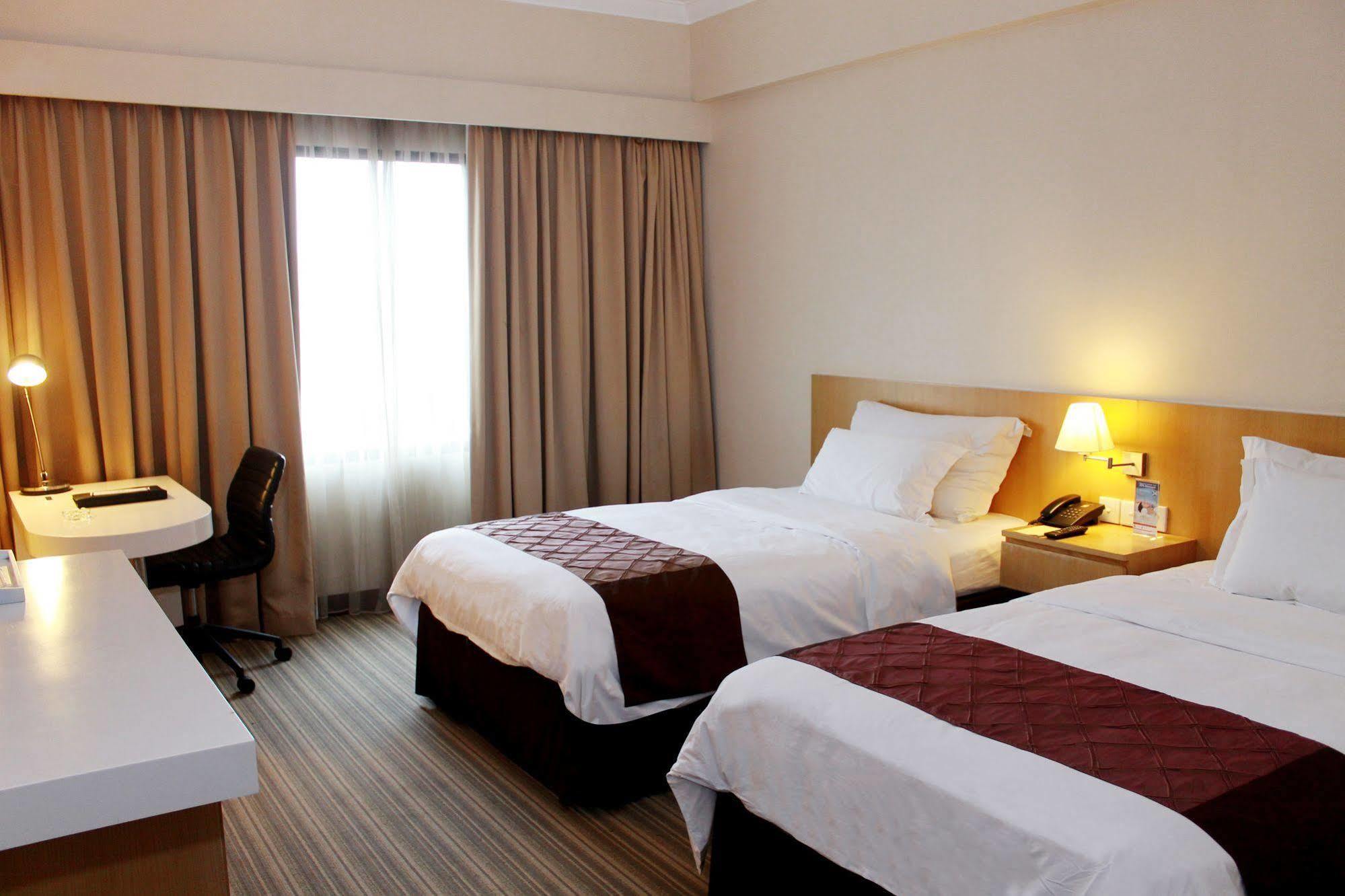 Le Grandeur Hotel Balikpapan エクステリア 写真