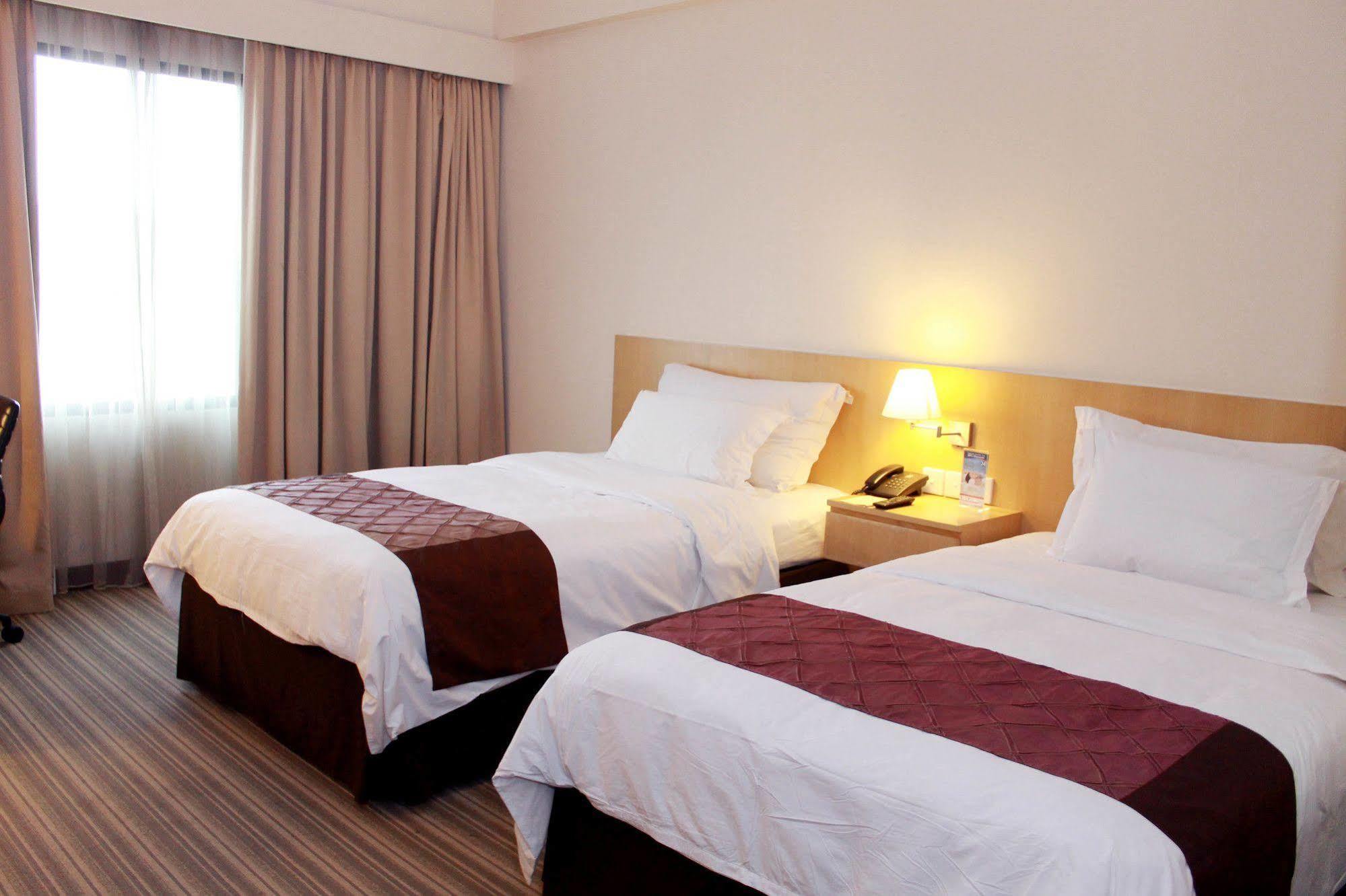 Le Grandeur Hotel Balikpapan エクステリア 写真