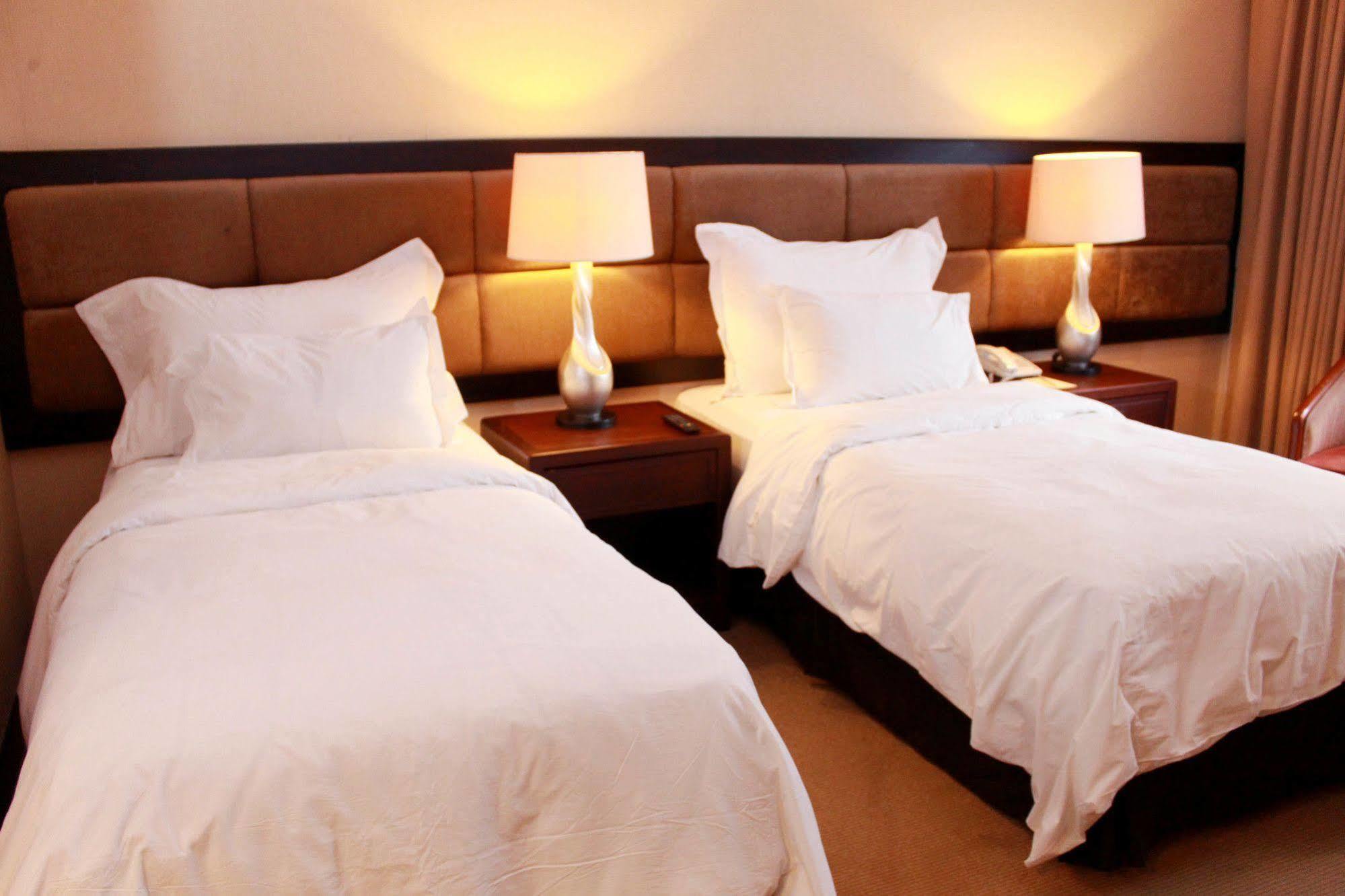 Le Grandeur Hotel Balikpapan エクステリア 写真